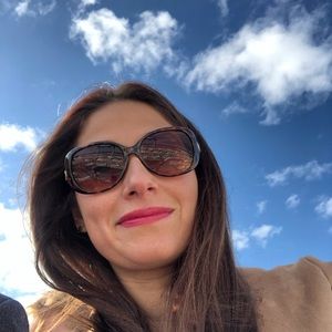 Meet your Posher, Veronica